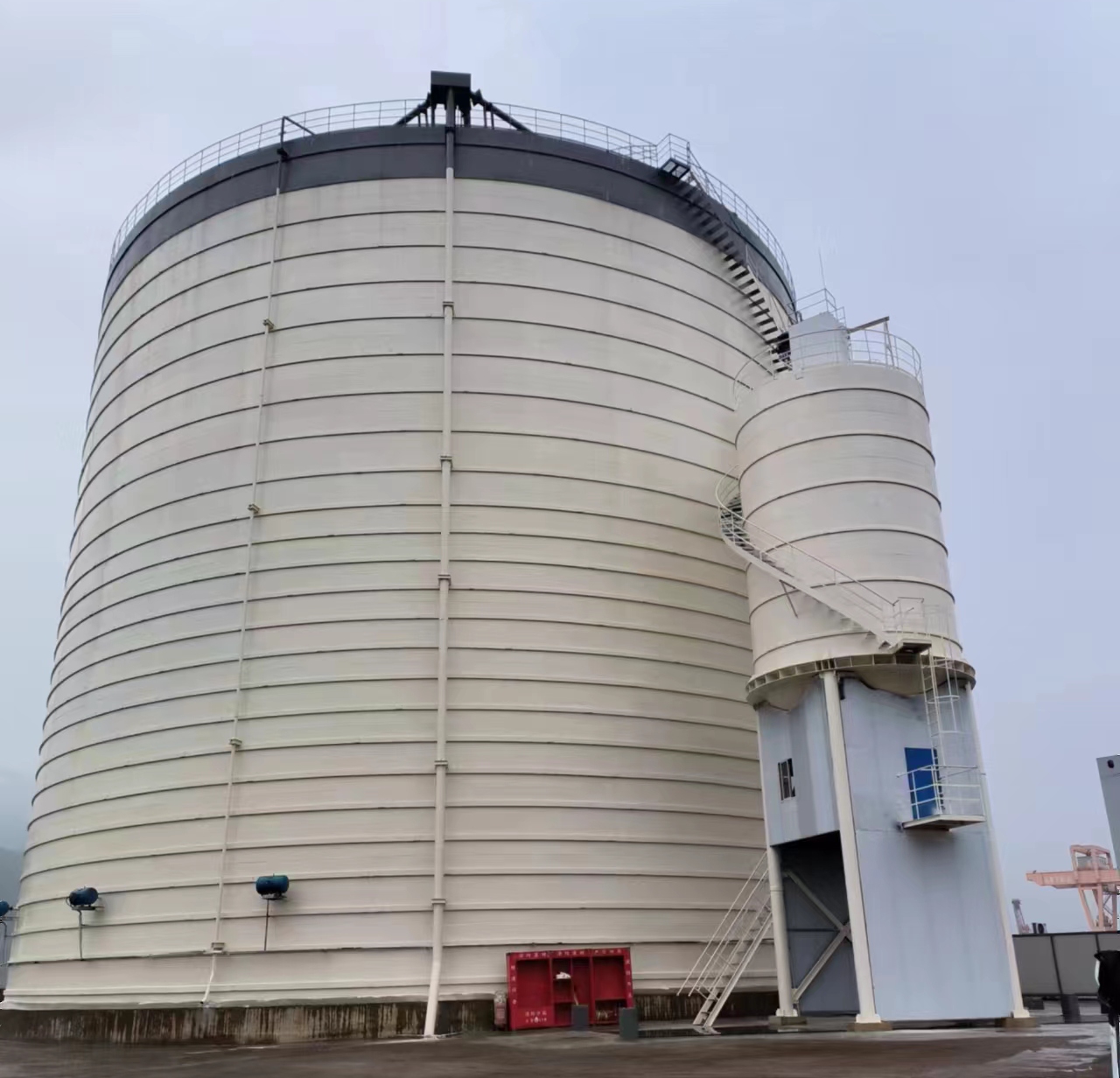 工业园区10万吨水泥钢板库