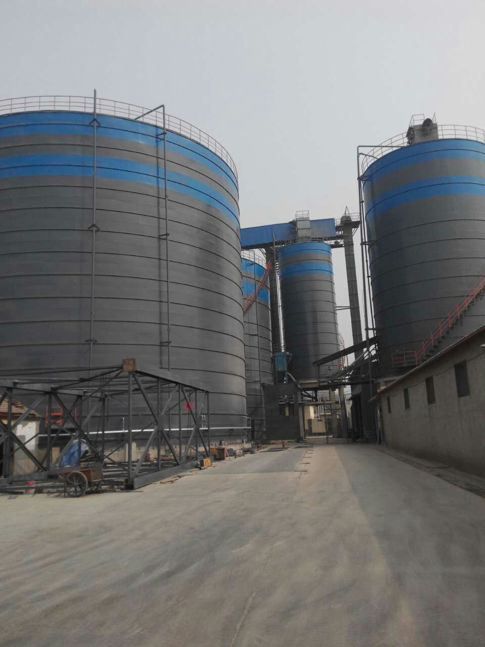 工业园区粉煤灰储存库基础怎么建造