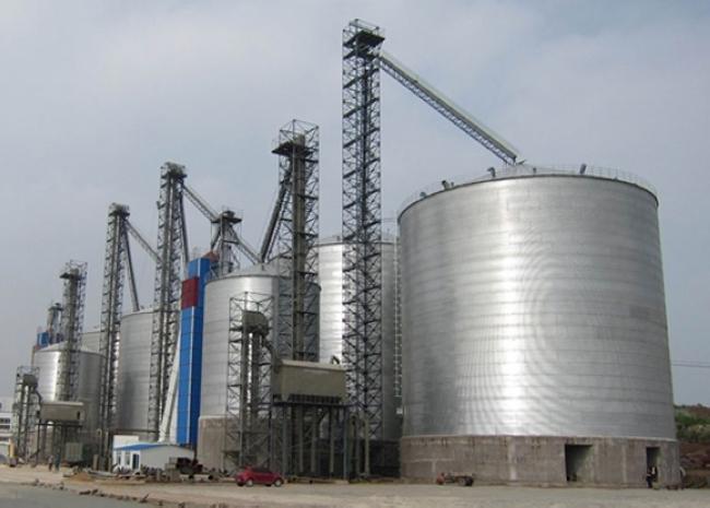 工业园区大型钢板库构造参数及水泥储存质量